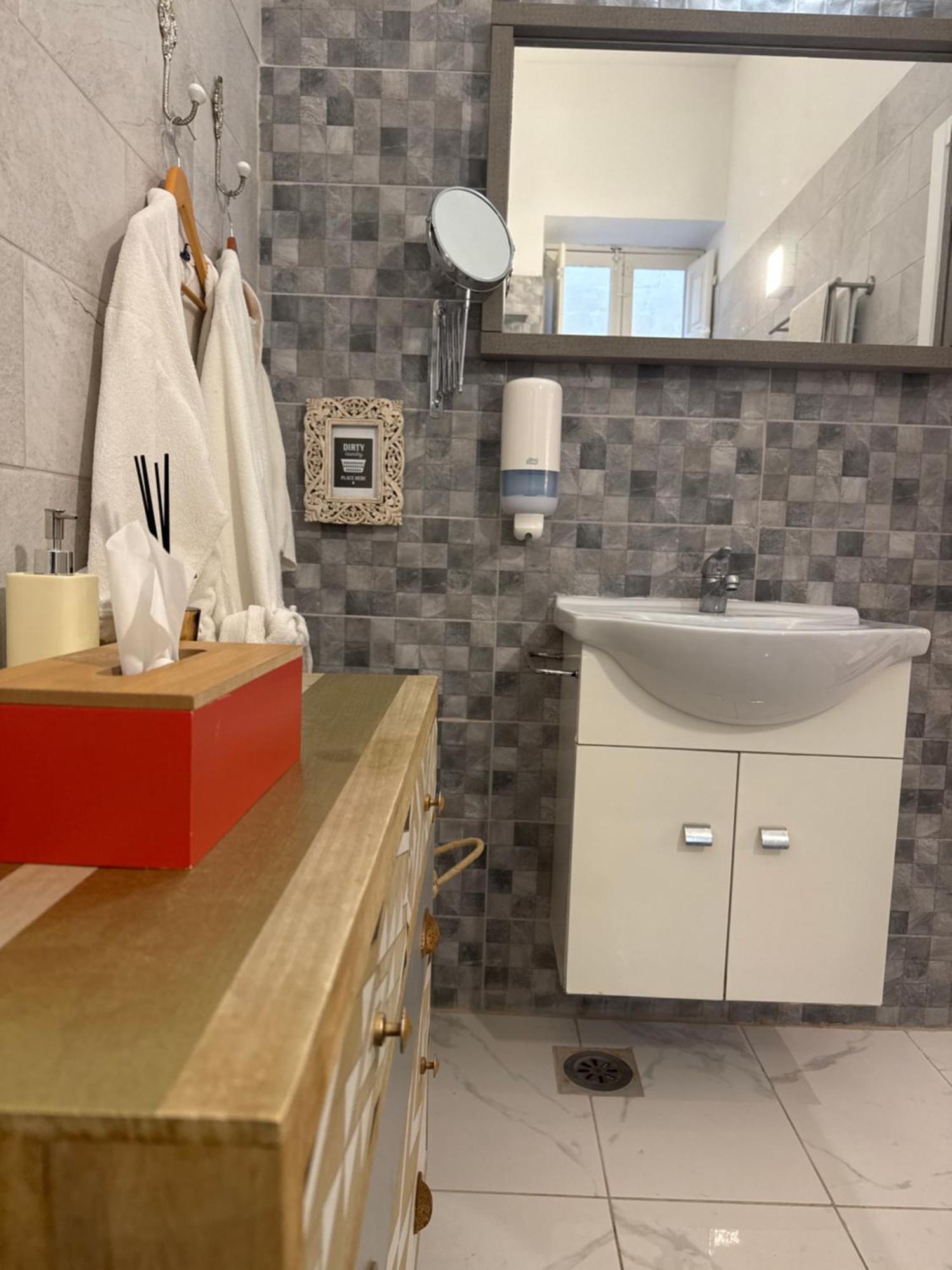 Bebirgu Palazzino Luxury 2 Jacuzzi To Share Daire Dış mekan fotoğraf
